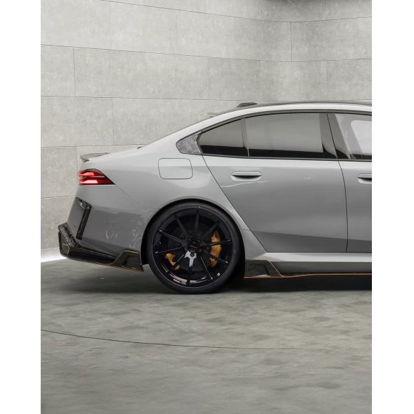 For BMW M5 G90 Carbon Fiber Body Kit M5 G90 MSY-style Carbon Fiber Front Lip Diffuser Spoiler Hood