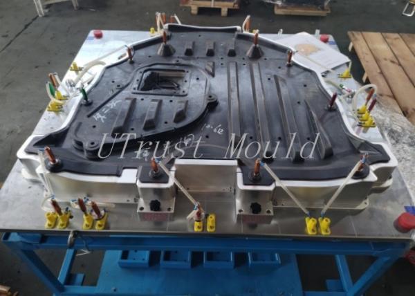 SMC Car Parts Mould 10-30s Cycle Time Multiple Cavity Compression Mold