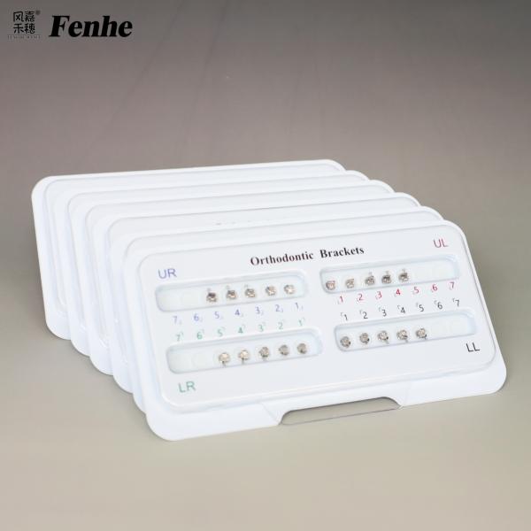 Tooth-colored Orthodontic Brackets Typically 3 to 4 Mm Height ISO Certified Dental Braces Components Ideal for Orthodontic