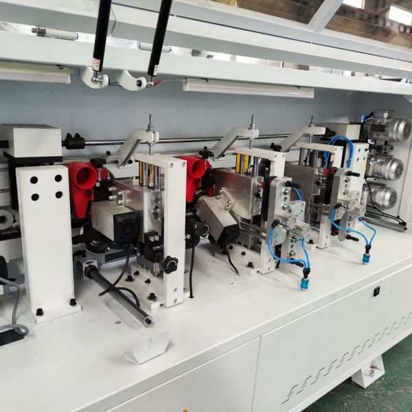  BHM388Y Automatic Edge Banding Machine Suitable for Continuous Edge Banding of MDF PVC and Wood Panels in Industrial Settings