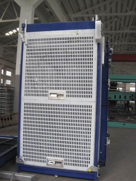 Blue Cage Of Construction Hoist Elevator , Building Lifting Machine