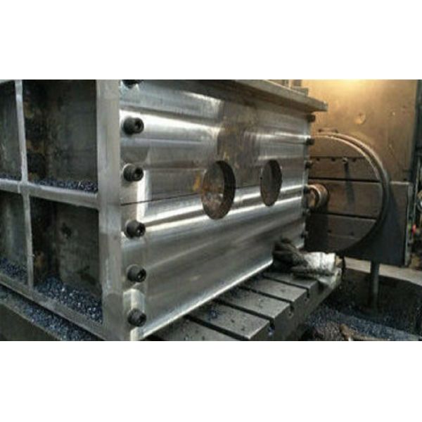 Double Shaft Shredder with Six-fold Seal Helix Tool Arrangement and Hexagonal Cutter Design for Efficient Metal Shredding