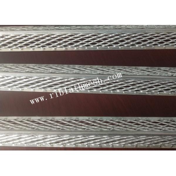 32mm Wing Reinforce Flange 3x10mm Hole Metal Plaster Beads