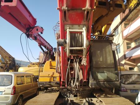 Используемая стена диафрагмы Sany Sh400c хватает гидравлическое