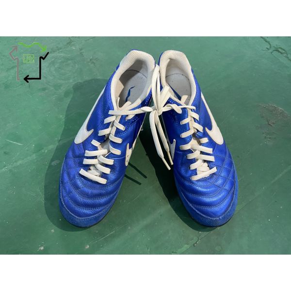 Breathable Mix Size Used Football Shoes Women Second Hand Branded Shoes