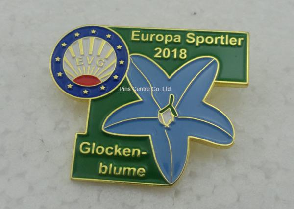 Cute Enamel Gold School Lapel Pin For Souvenir Brass Material Durable