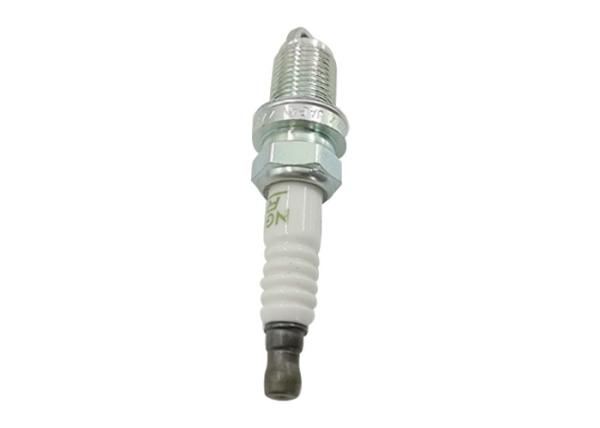 New Spark Plug BKR5E-11 6953 For Hyundai Mazda  Suzuki Mitsubishi