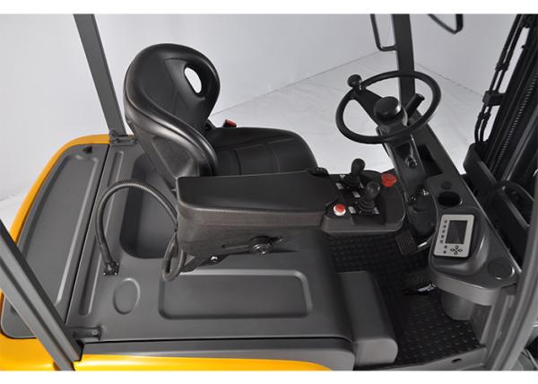 Capacity 2000kg Electric Forklift Truck With 4.5m Max Lift Height