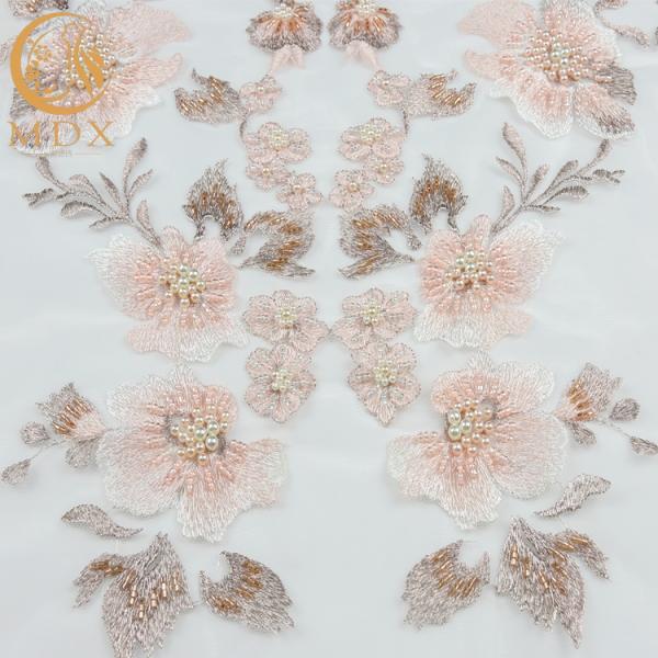 Розовая вышивка 3D отбортовала расстворимое в воде ткани шнурка Handmade для Bridal платьев