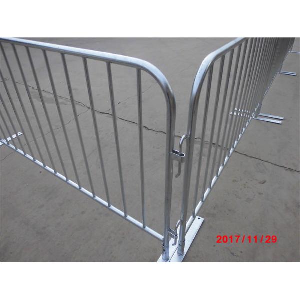 Powder Colored Road Safety Barricades , Low Carbon Steel Temporary Barrier Fence