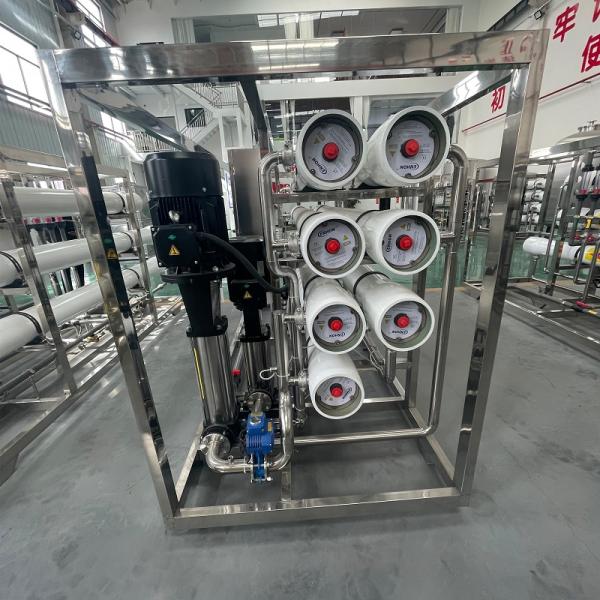 Функция очистки воды Система опреснения воды на солнечной энергии для Филиппин