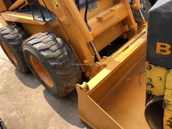 Earth-moving Machinery Mini Wheel Loader Case Skid Steer Loader with 4x4 Wheel Drive