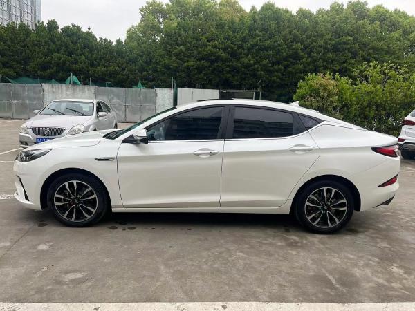 Second Hand 2020 JAC J7 A5 1.5T 2WD Used Car 5 Door 5 Seats 50-80L Fuel Tank Capacity