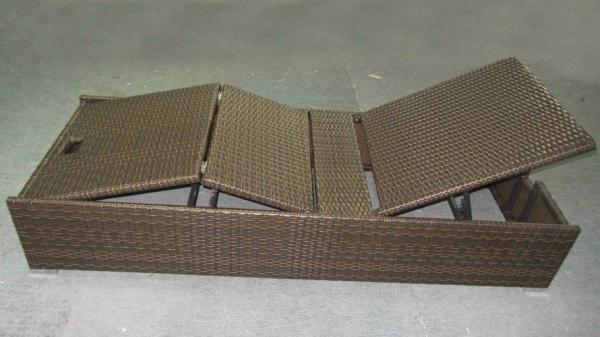 Contemporary Rattan Sun Lounger , Outdoor Beach Lounge Chair Set