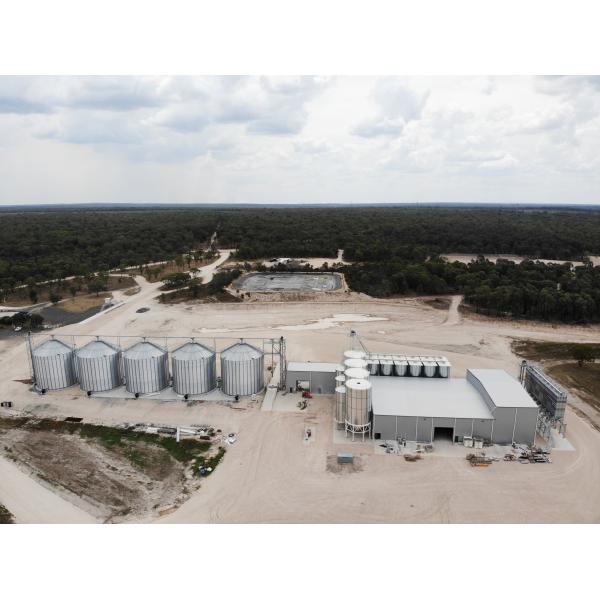 Construcción de un cobertizo de pollo