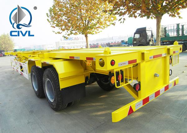 Red HOWO 2 Axles Semi Trailer Trucks Flat Low Bed Trailer 30 Ton