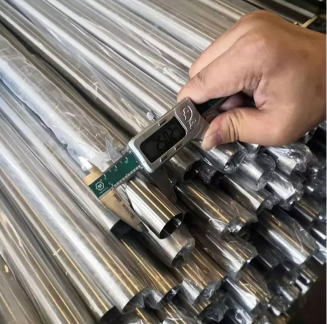 316 Welded Stainless Steel Tube ASTM A312 TP316 21.3mm-1219mm OD Post-Weld Heat Treated Industrial Pressure Pipe