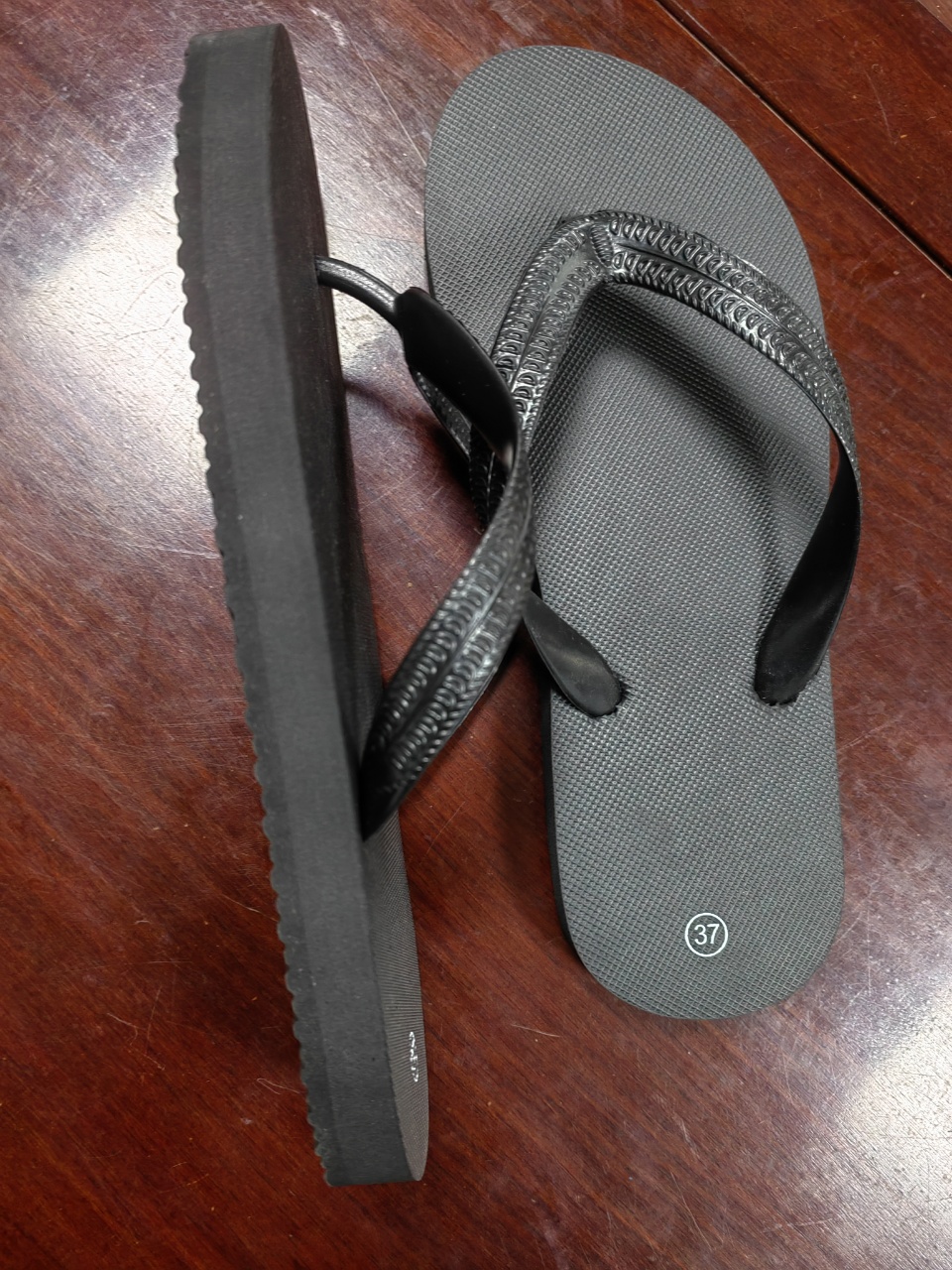 Grounding Earthing Flip Flops Conductive Rubber Sole  Sandals for Indoor and Outdoor Use