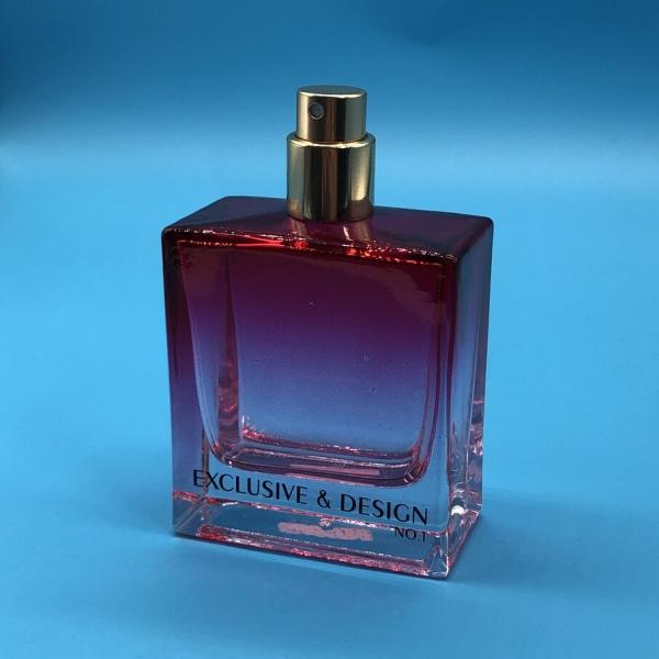 Elegant Perfume Bottle Pump with Fine Mist Spray - Perfect for Fragrance Application, Hair and Body Mist