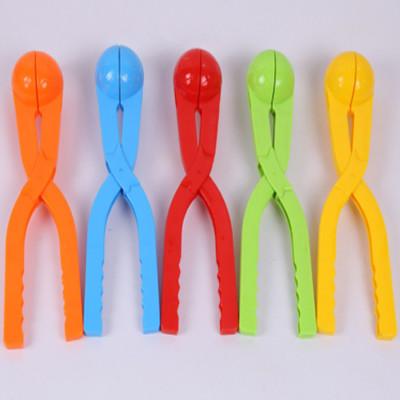 Multicolor Plastic Snowball Maker Snow Ball Toys Games With Handle