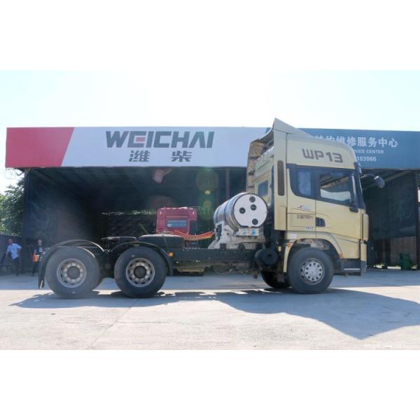 Affordable Boutique X3000 CNG LNG Tractor with Multimedia System and Automatic Window