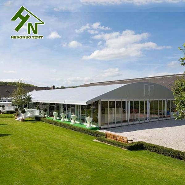 Barraca Clearspan do local de encontro do telhado de Arcum do dever de Heavey para o banquete de casamento