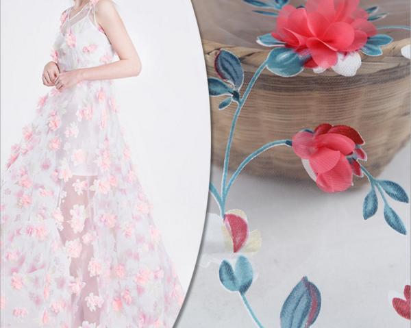 Red color Polyester 3D flower embroidered Lace fabric   for bridal dress