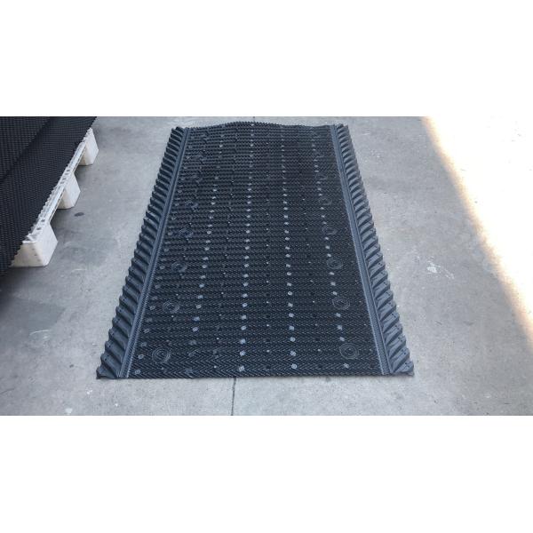 Medios internacionales negros de la torre de enfriamiento del terraplén de la película del PVC del terraplén de la torre de enfriamiento para los sistemas de la refrigeración por agua