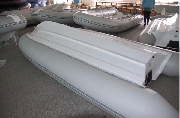 Fiberglass Hull Small Rib Boat 3.9 M Yellow Dimensional Stability With Boat Trailer
