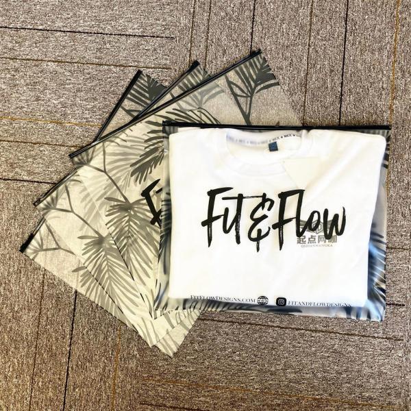 Custom Printed Logo Frosted Plastic Bag Clothes Zip Lock Self Sealing Bag Clothing Packaging Frosted Zipper Bags