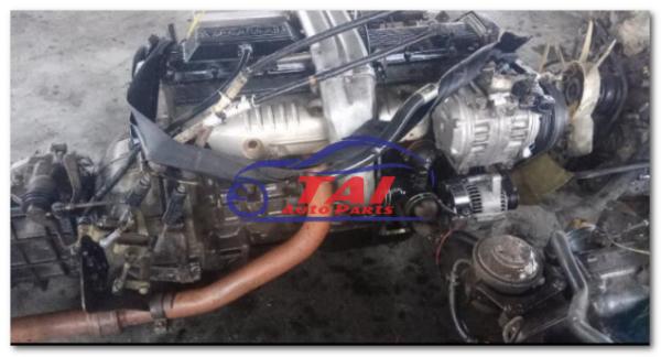 Used Toyota Engine Spare Parts Engine Assembly Toyota Coaster 1HZ 1HD 1HDT 12V/24V Engine