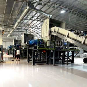 Industrial Double Shaft Shredder Machine for Solid Waste Reduction