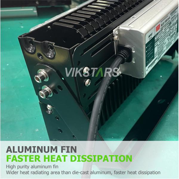 50W 100W 150W 200W 250W 300W Aluminio Fin LED Luces de inundación IP65 Larga vida útil Buena calidad LED Luces de alto mástil