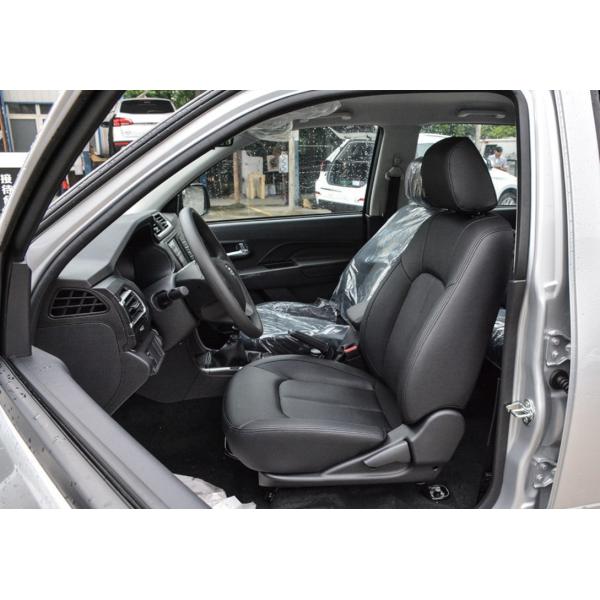 2.0L Diesel Heavy Duty Pickup Trucks , 95kw 5 Seat Pickup Truck