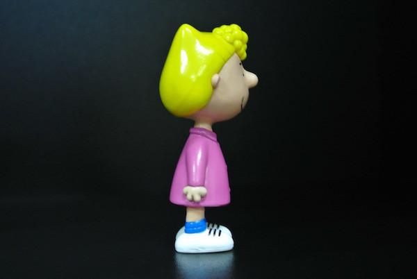 Lovely Sally Girl Small Plastic Figures With Yellow Hair Customized Material
