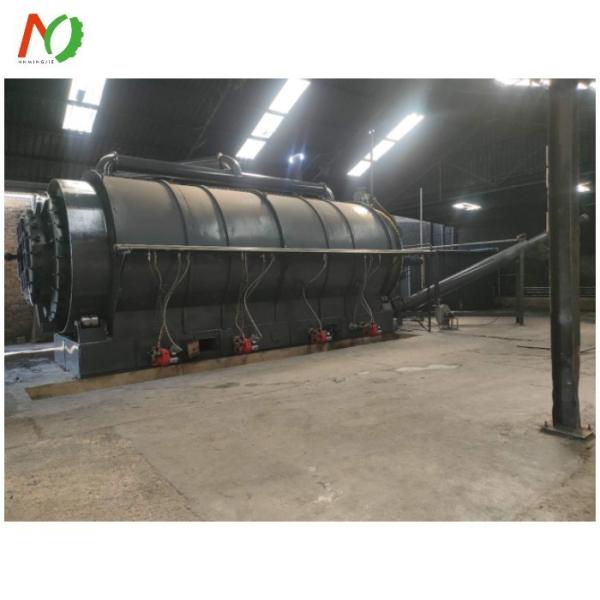 Converting Solid Waste with Normal Pressure Automatic 5-15TPD Waste Tyre Pyrolysis Machine