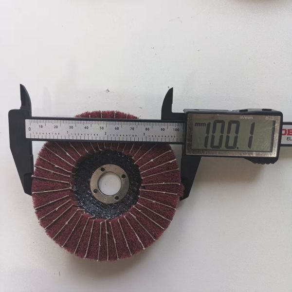 Aluminium Non Woven Flap Disc Buffing Wheel Nylon Fiber 6 Inch For Grinding Metal