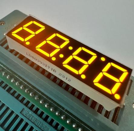 Affichage LED matriciel 5 X 7 3mm pour indicateur d'horloge de fuseau horaire numérique, blanc ultra brillant, largement utilisé pour les appareils électroménagers, les tableaux de bord, les indicateurs numériques, les décodeurs, etc.
