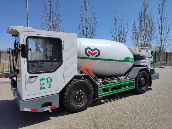                  Low Carbon Emission Battery Mining Equipment 4 Cbm Wl4bj Concrete Mixer Truck for Sale             