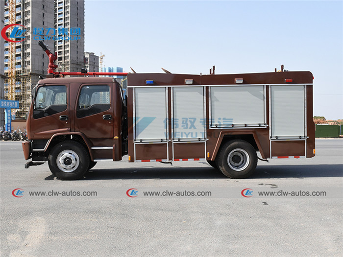 Тележка спасения огня пены воды ISUZU FVR 240HP 6000L