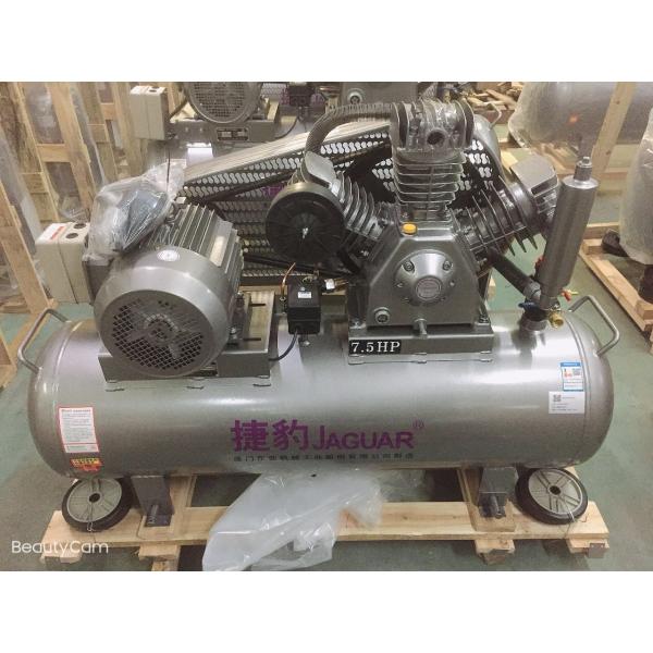 Convenient 7.5HP JAGUAR Piston Air Compressor for Easy Carrying and Simple Construction