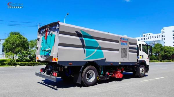HOWO Vacuum Street Sweeper Truck Mounted Road Sweeper Manufacturers