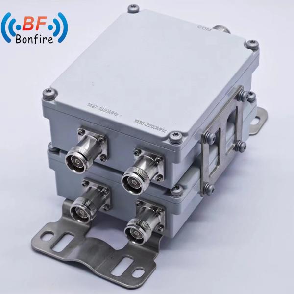 Combinador de doble banda triplexero de baja capacidad de PIM para la entrega general del proyecto Ibs/Das
