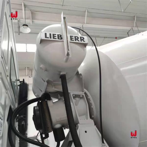 La marque de Sinotruck HOWO a utilisé le camion de mélangeur concret de 10cbm 12cbm 6x4