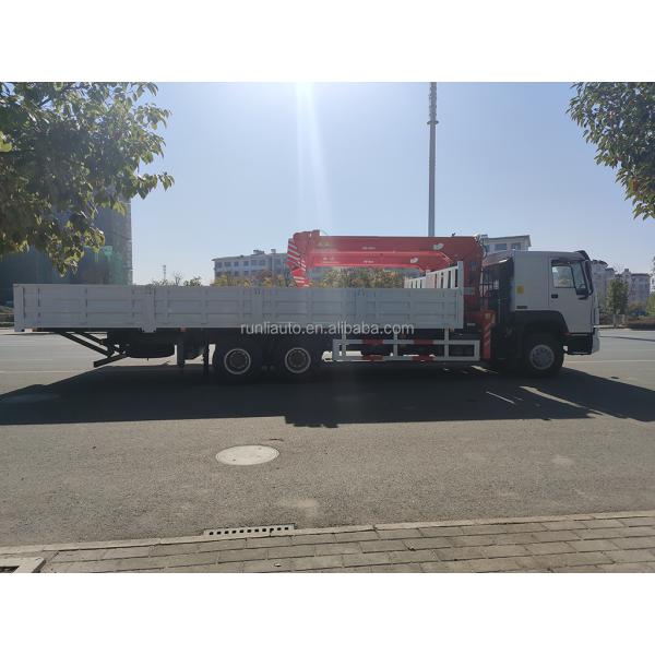 SQS250 SQS300 SINOTRUK HOWO Camión 6x4 con Grúa 10 Toneladas 15.6 Metros