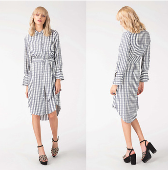 Новая дама Сер Одевать моды 2018