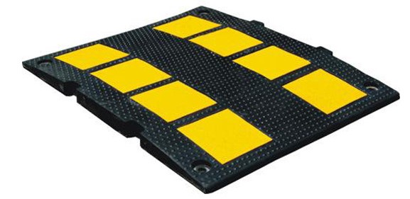 High Quality Industrial Rubber Road Speed Bumps for Sale