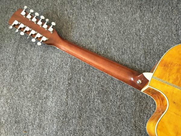 12 Strings Acoustic Guitar / guitar natural AAA Solid Spruce Body 43 inch Guitar Acoustic Fishman Pickups guitar