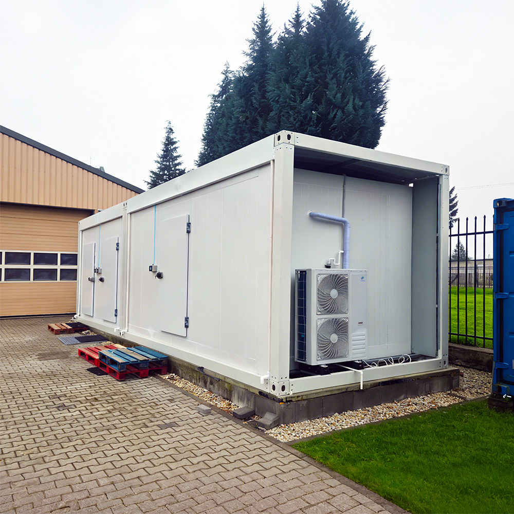 Energy Saving Solar Powered Mobile Cold Room with Smart Control System for Quick Deployment in Livestock Farms and Seafood Preservation