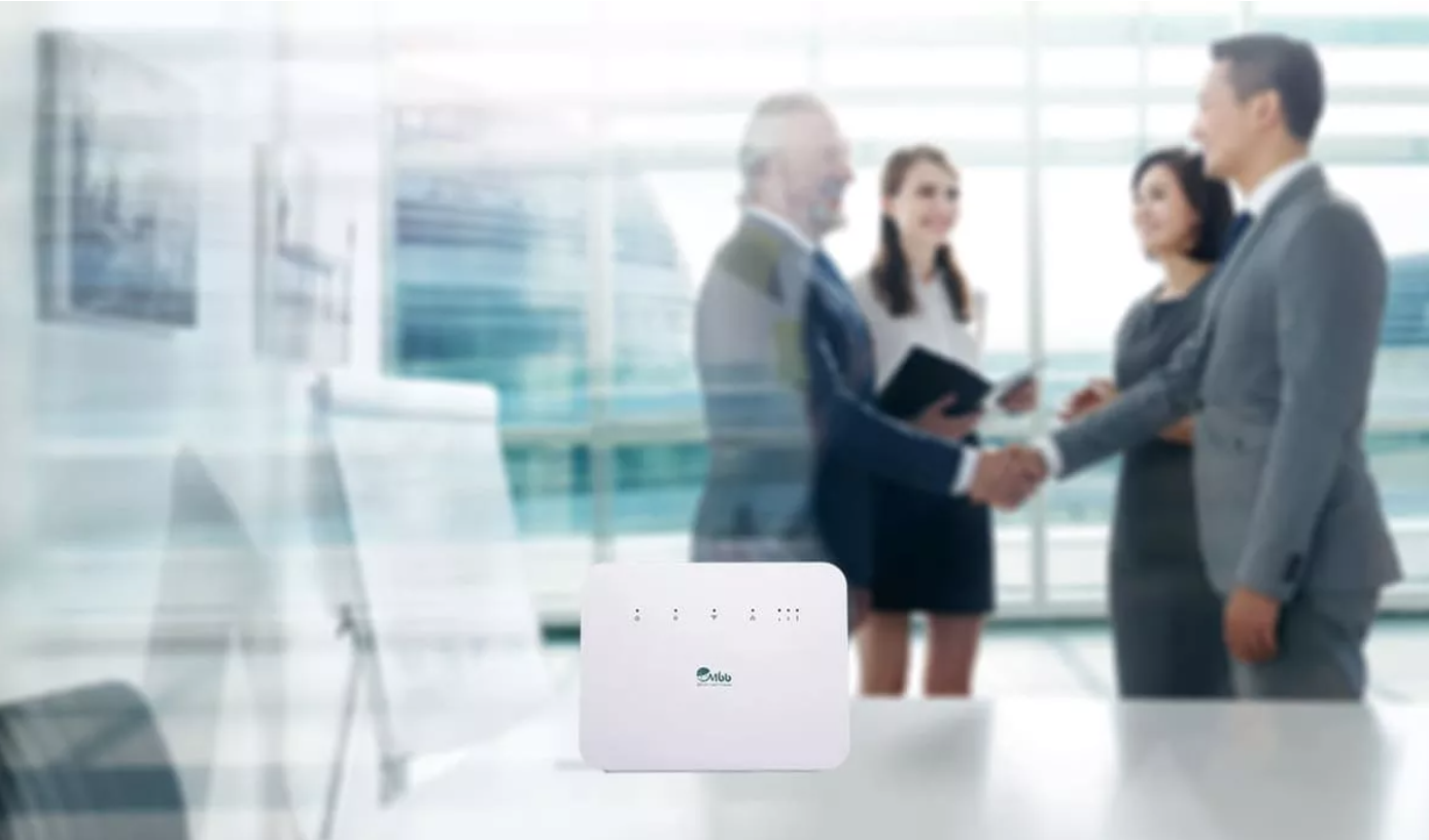 Крытая антенна маршрутизатора LTE CAT6 CPE 4G внутренняя интегрированная с Точкой доступа WIFI 5